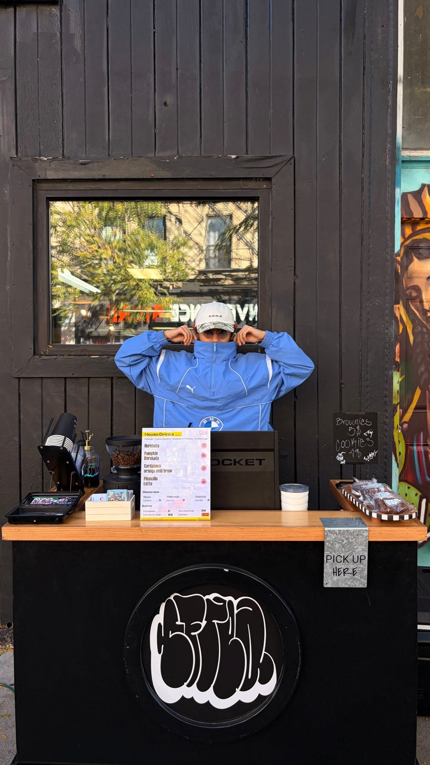 The cftea.lab coffee cart in Chicago
